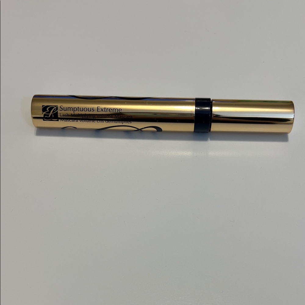 Estee Lauder Sumptuous Extreme Gold and Black Mascara